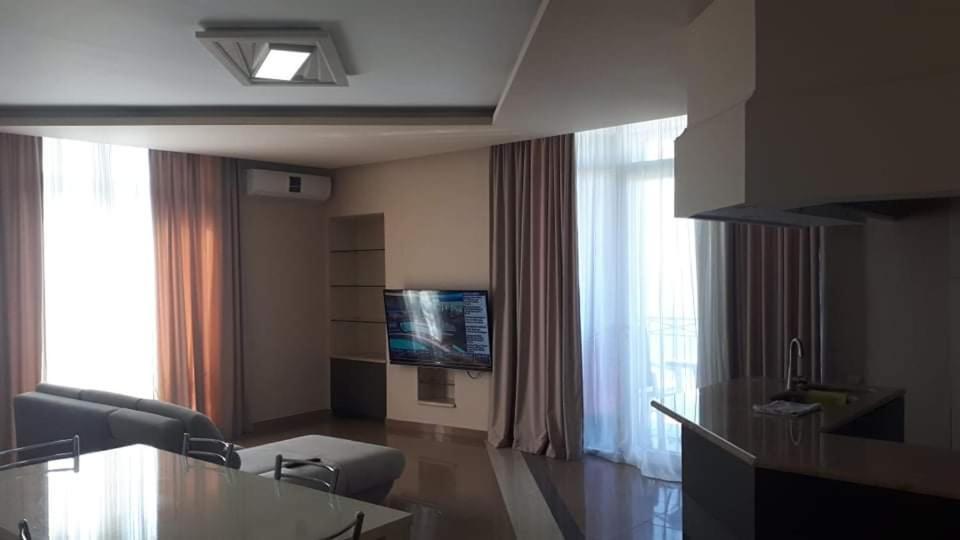 Magnolia Batumi Apartment ภายนอก รูปภาพ